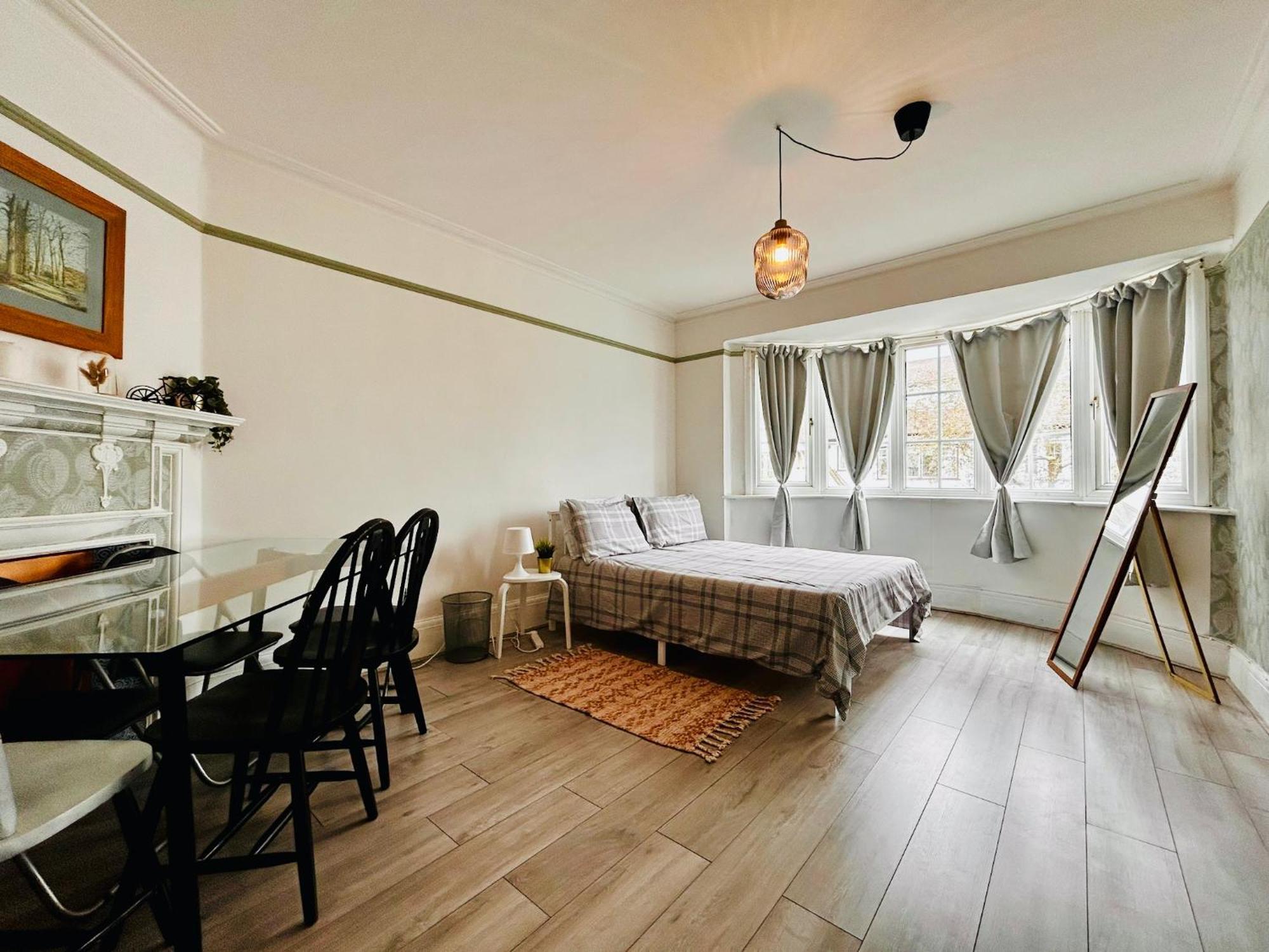 Rest Boutique Golders Green Londýn Exteriér fotografie
